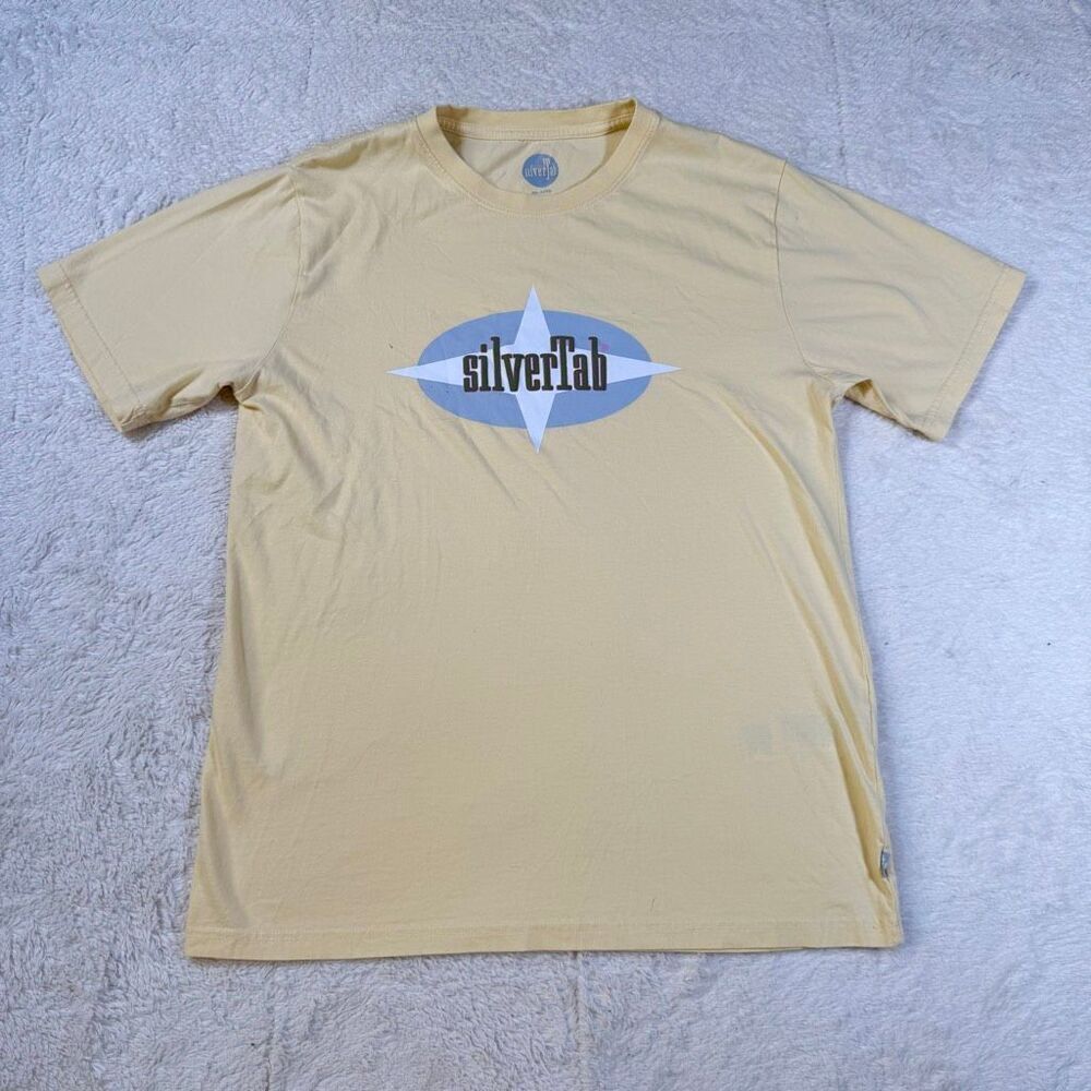 Levi’s Silvertab Logo T-Shirt Men’s Relaxed Fit Yellow